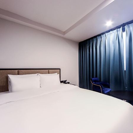 온나 호텔 대연동 부산 Daeyeon Onna Hotel Daeyeon Ciudad Metropolitana de Busan Exterior foto